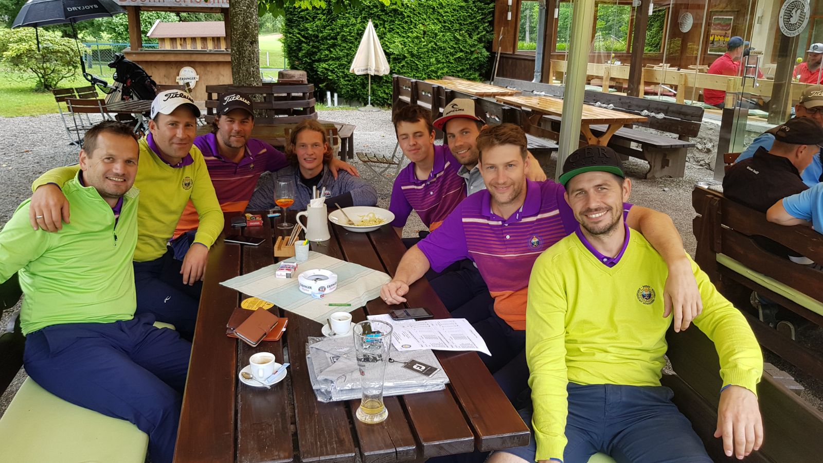 Featured image for “Erste Mannschaft weiter auf Aufstiegskurs”