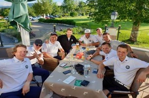 Featured image for “1. Herrenmannschaft mit Auswärtssieg in Hellengerst!!!”